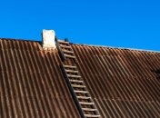 Димар на дачі потрібно періодично чистити від сажі