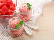 3 рецепта освежающего мороженого из арбуза