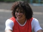 Футболист с самой пышной шевелюрой в Украине грозится побриться налысо