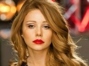 Тина Кароль покорила ослепительным нарядом