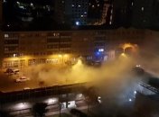 Натовп штурмував поліцейську дільницю в Парижі: влаштували "святковий" феєрверк (Відео)