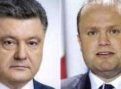 Стало известно, о чем Порошенко говорил с премьером Мальты