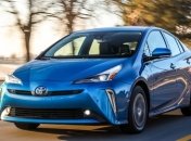 Toyota презентовала обновленный вариант Prius 2020 года
