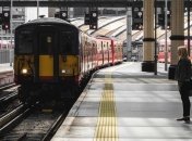 Укрзалізниця відновить рух для 14 приміських потягів