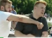 В Москве пьяный ВДВшник ударил журналиста в прямом эфире
