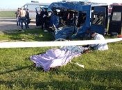 У РФ в страшну аварію потрапила дитяча баскетбольна команда: загинули дівчата, майже 20 поранених (відео)