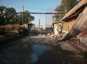 Последствия обстрела на Донбассе. Фото: facebook.com/pressjfo.news