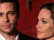 Джоли и Брэд Питт тайно поженились