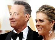 Переболевшие коронавирусом Том Хэнкс и Рита Уилсон вернулись в Америку (Фото)