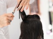 Запреты, связанные с самостоятельным подстриганием волос, имеют несколько трактовок