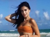 Девушка футболиста "Шахтера" засветила пышную грудь (фото)