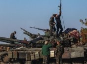 В штабе АТО сообщили об обстреле в районе Новотроицкого