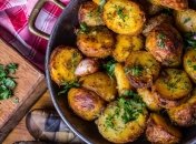 Простий рецепт молодої картоплі