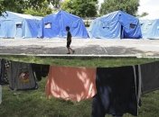 Украинцы продолжают оказывать помощь беженцам с Востока