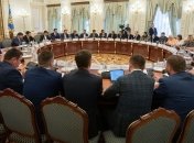 Гончарук: Кабмин займется неэффективными чиновниками