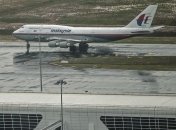 Полномасштабные поиски "Боинга" с воздуха и на море завершились 