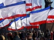 Порошенко предлагает лишать гражданства крымчан с паспортом РФ