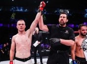 Боец ММА выиграл бой со сломанной рукой