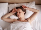 Поза для сна может многое о вас рассказать