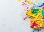 Устойчивые пятна из детской одежды вывести нелегко, но возможно (изображение создано с помощью ИИ)