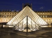 Турция требует от Лувра вернуть "украденное"