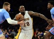 Предсезонка НБА: "Хьюстон" проиграл "Сан-Антонио", "Лейкерс" обыграли "Клипперс"