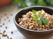 Диетологи назвали самую полезную кашу для похудения