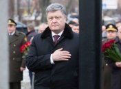 Президент Украины почтил память участников ликвидации аварии на ЧАЭС