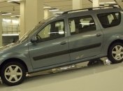 Высокий спрос помешал интернет-продажам Lada Largus