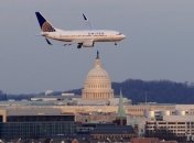 В вашингтонском аэропорту столкнулись два самолета