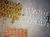 НПУ: На блокпосту в Константиновке изъяли боеприпасы и наркотики