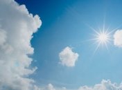 Тепло пока не уходит: Синоптики порадовали прогнозом на завтрашний день