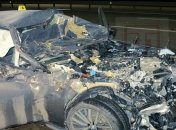 Музыка и дым: появилось видео первых минут после столкновения BMW с авто коммунальщиков в Киеве