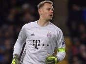 Вратарь Баварии закрутил роман с 19-летней гандболисткой