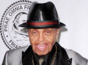 Отец Майкла Джексона госпитализирован