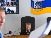 Суд по Януковичу: Адвокат продолжил читать дебатную речь