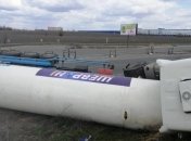 На трассе под Киевом перекинулась заполненная цистерна с жидким кислородом: дорога перекрыта