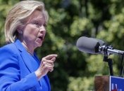 Клинтон в предвыборной речи назвала РФ "традиционной угрозой"