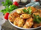 Рублені котлети з твердим сиром - простий рецепт