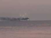 Несколько НЛО следили за пылающим кораблем (Видео) 