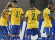 Сборная Бразилии по футболу отказалась играть из-за судьи (Видео)