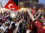 Турецкие фанаты напали на болельщиков "Боруссии"