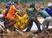 Оползень в Индонезии: погибли 32 человека, 76 пропали без вести