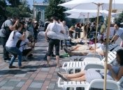 Возле ВР Украины проходит акция с требованием продолжить работу парламента