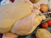 Спалах пташиного грипу: українцям радять не купувати з рук курятину та яйця