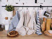 Как отстирать полотенца, которые используют на кухне