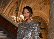 Наоми Кэмпбелл поразила эффектным луком на мероприятии