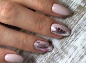 Маникюр 2020: модный дизайн ногтей с фольгой (Фото)