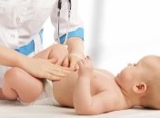 Что делать, если младенца мучают колики?