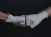 Борьба с COVID-19: ЕС и ВОЗ доставили в Украину средства защиты для более 50 больниц